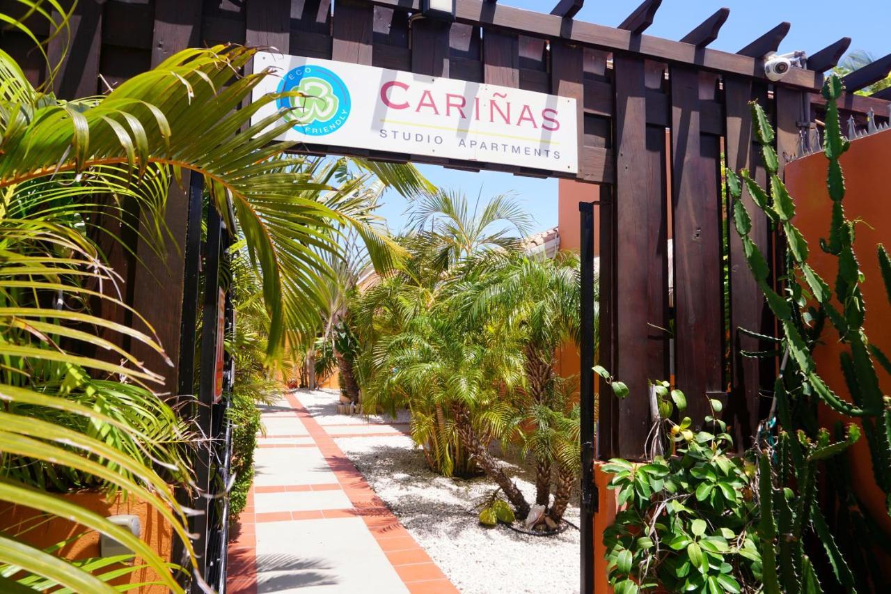 Carinas Studio Apartments Palm Beach Eksteriør bilde